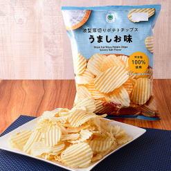 [패밀리마트] 웨이브형 두껍게 썬 감자칩 맛있는 소금맛